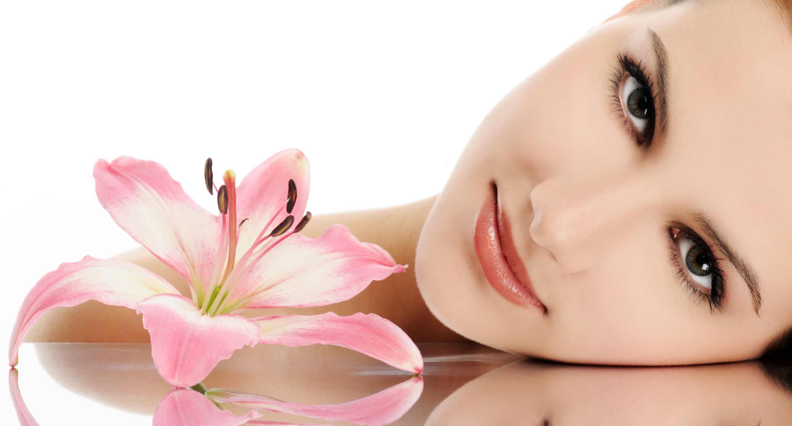 covid-header-helen-hunt@2x helen hunt cover photo brunette woman