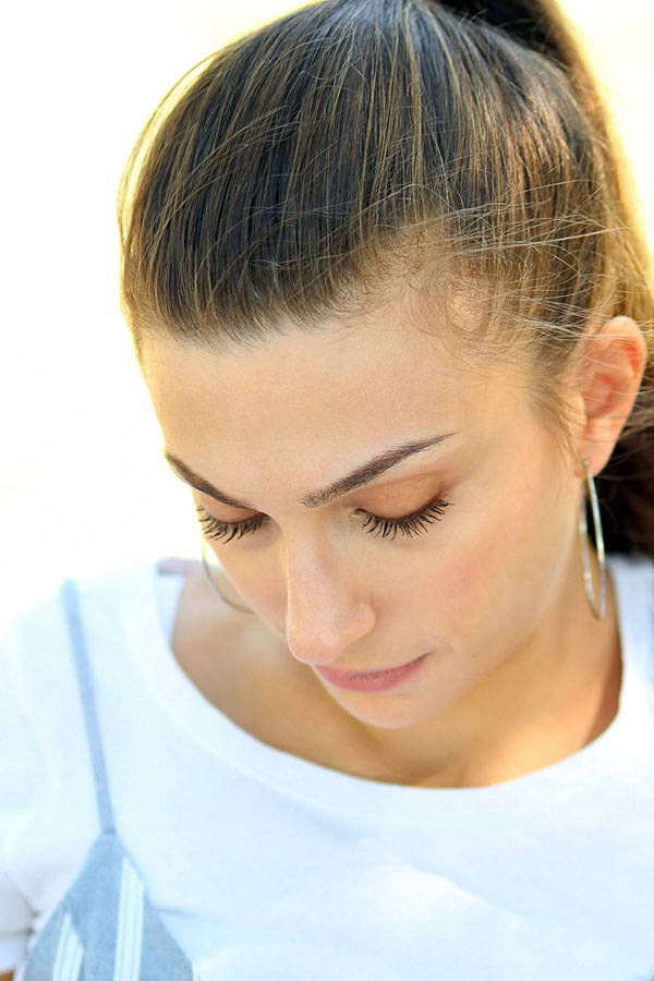 Can-anti-aging-creams-help-in-the-fight-against-aging brunette woman