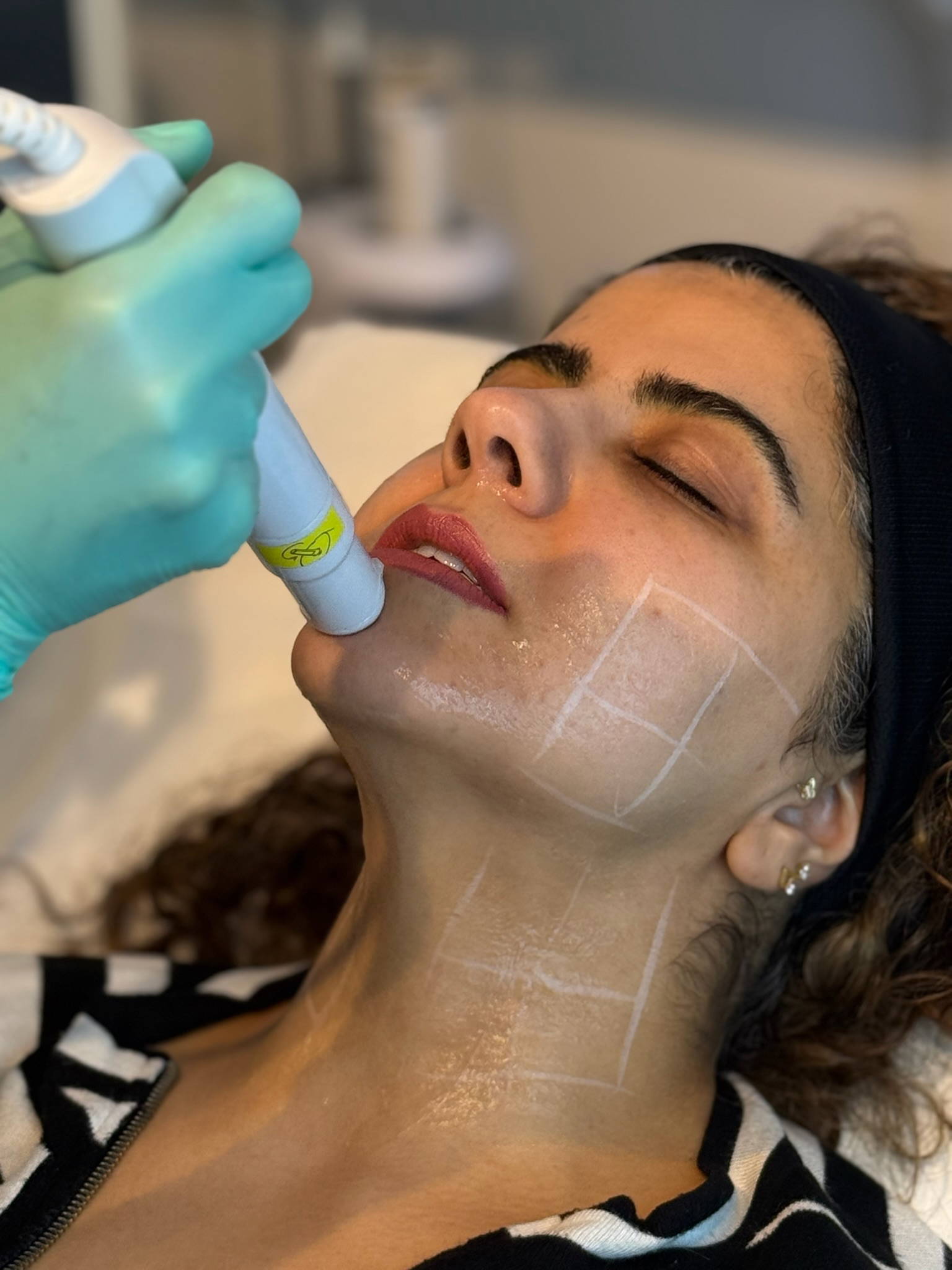 Helen Hunt treatment